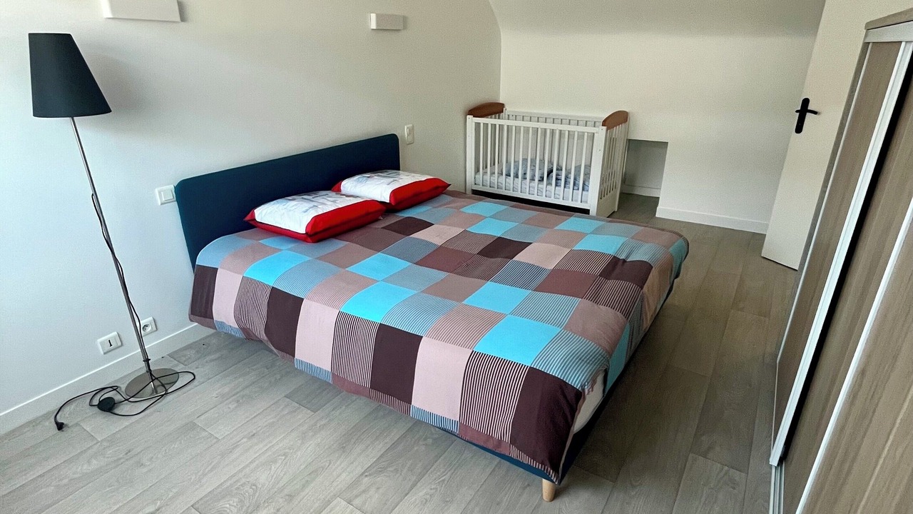 Photo of Bedroom in Baud