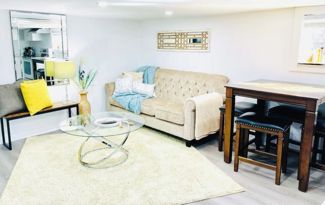 Photo of Livingroom in Walkerville