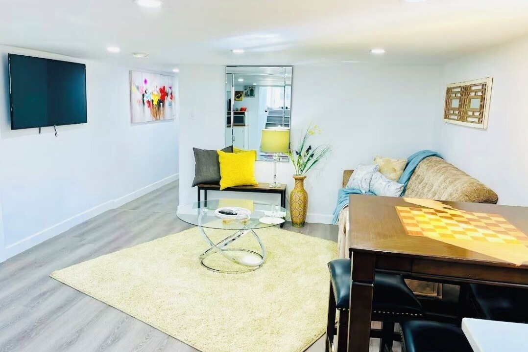 Photo of Livingroom in Walkerville