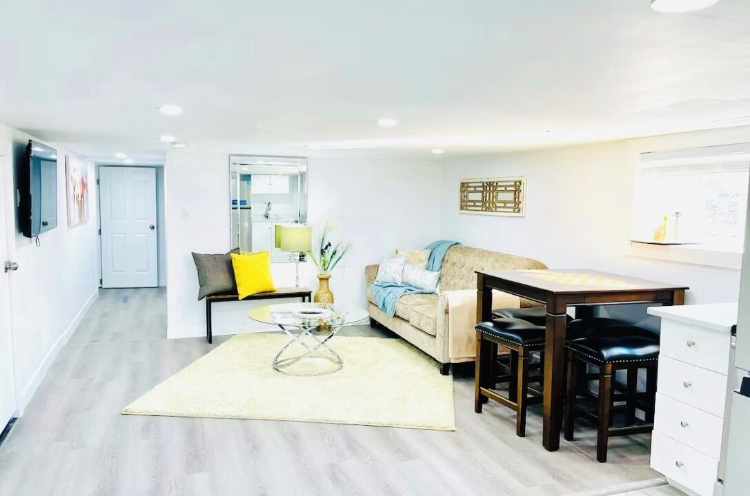 Photo of Livingroom in Walkerville