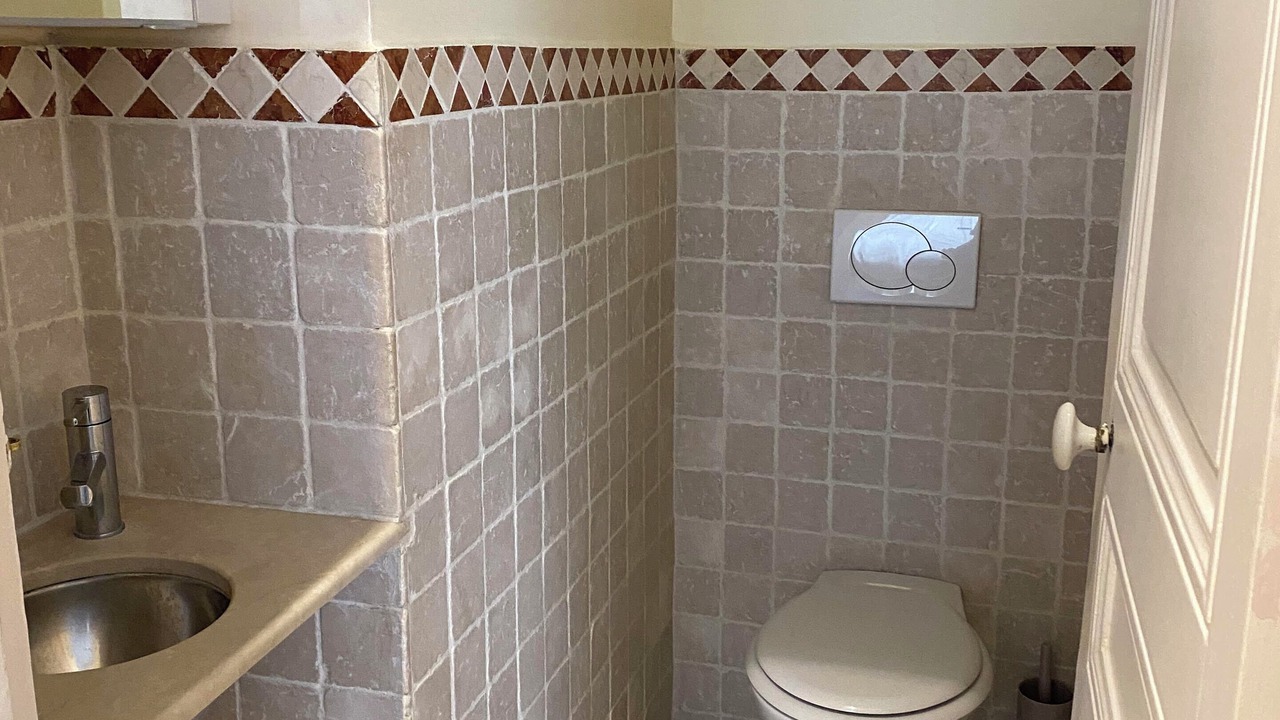 Photo of Bathroom in Arts-et-Metiers