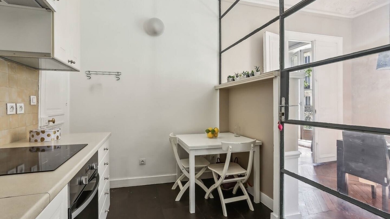 Photo of Kitchen in Arts-et-Metiers