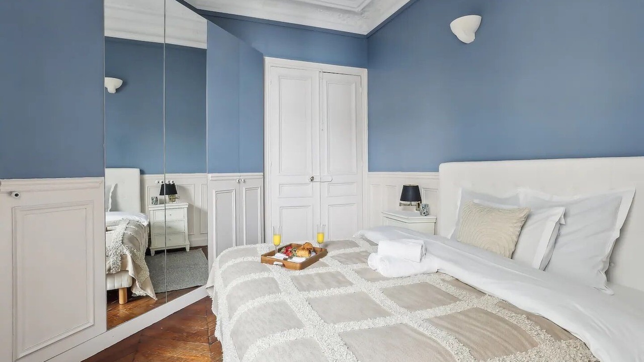 Photo of Bedroom in Arts-et-Metiers
