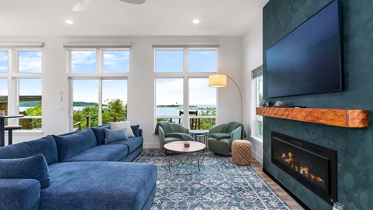 Photo of Livingroom in Blaine