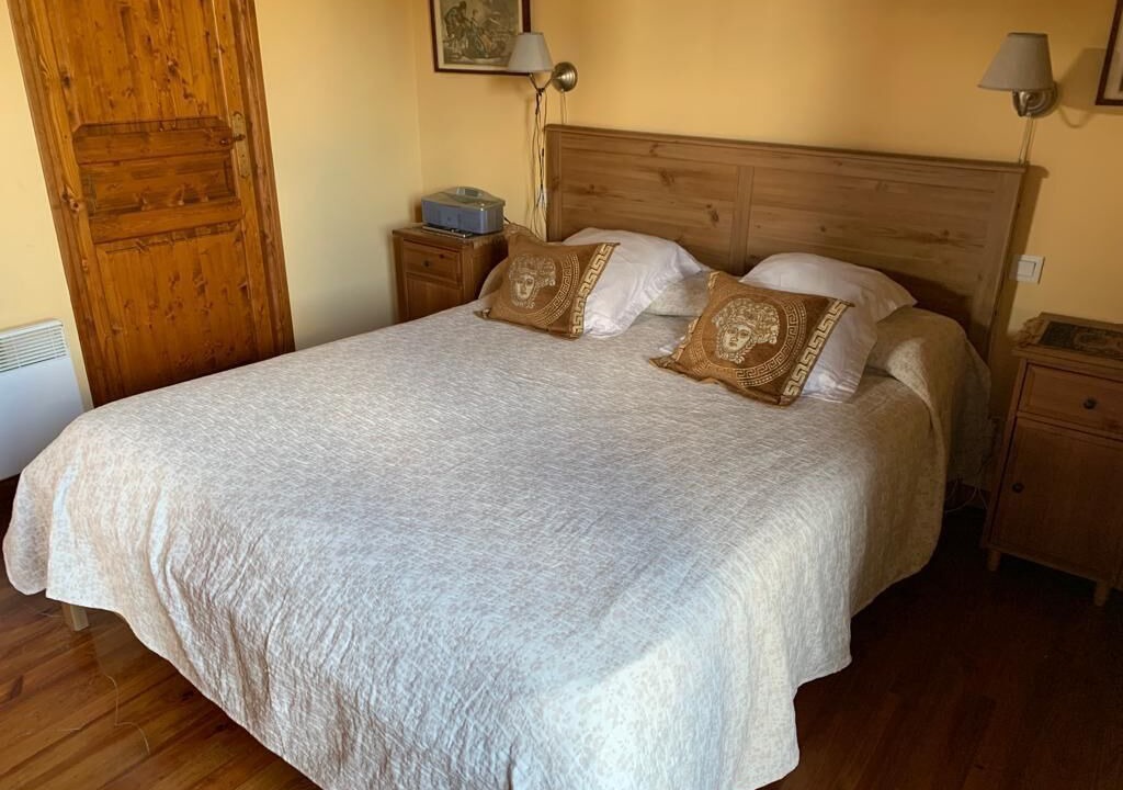 Photo of Bedroom in Angoustrine