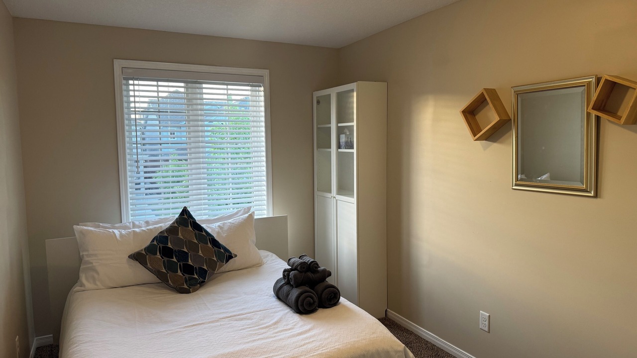 Photo of Bedroom in Grand River South