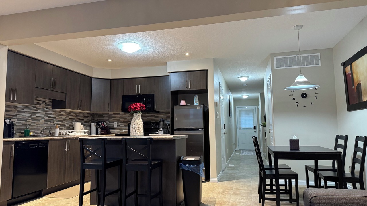 Photo of Kitchen in Grand River South