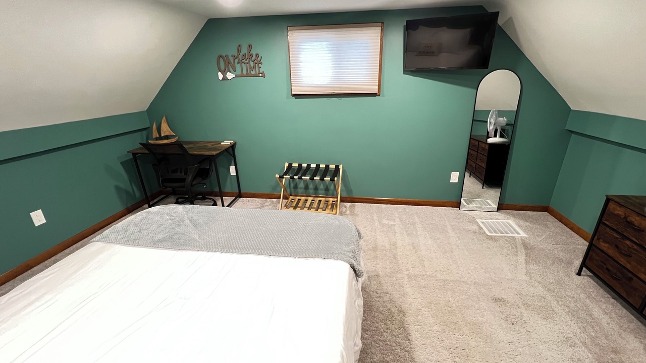 Photo of Bedroom in Harveys Lake