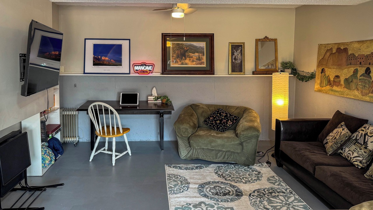 Photo of Livingroom in Overland Park
