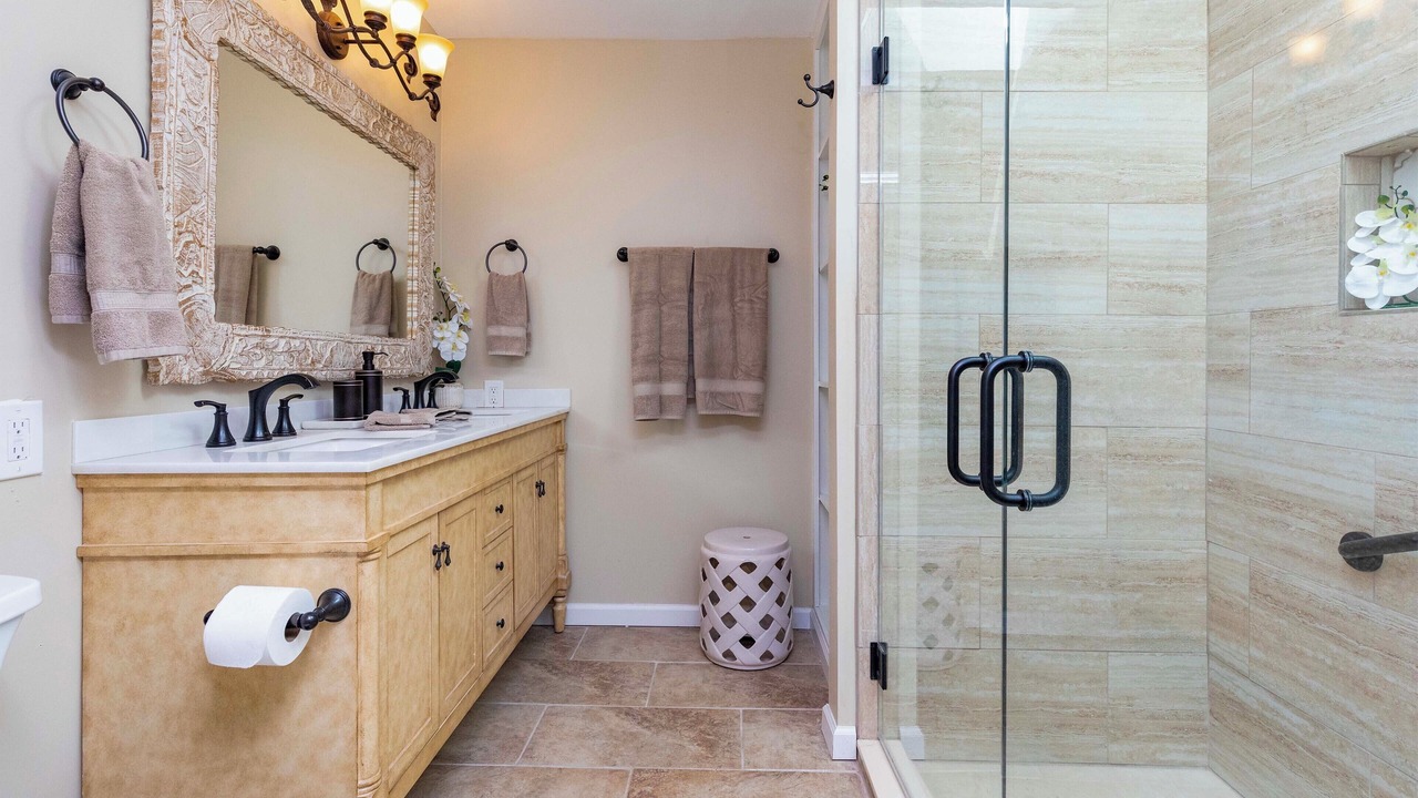 Photo of Bathroom in Hayesville