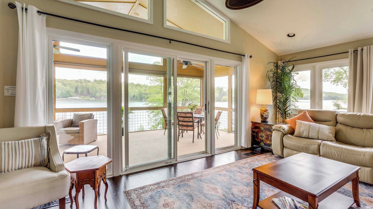 Photo of Livingroom in Hayesville