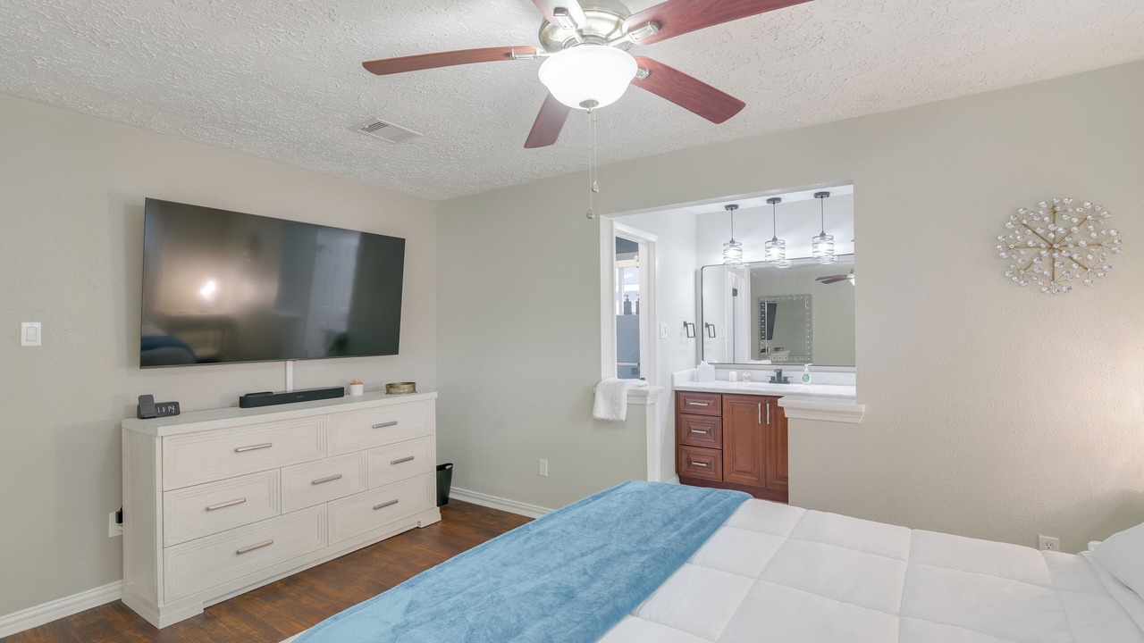 Photo of Bedroom in Barker
