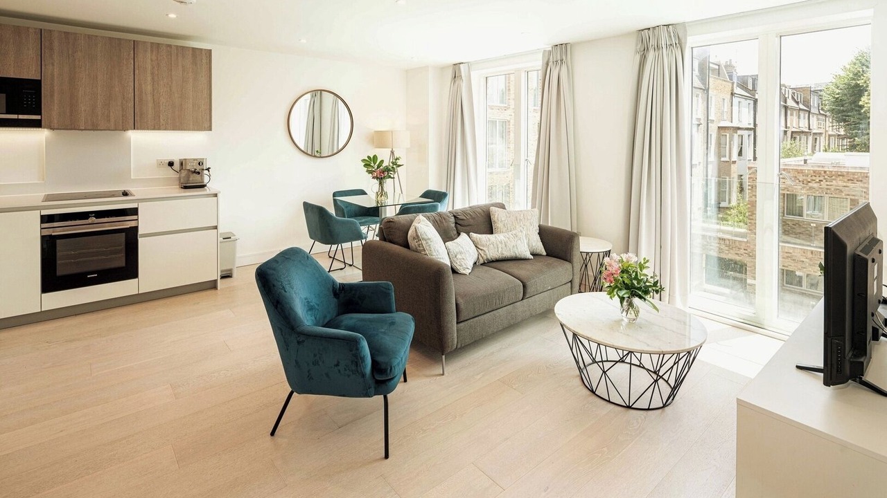 Photo of Livingroom in Addison