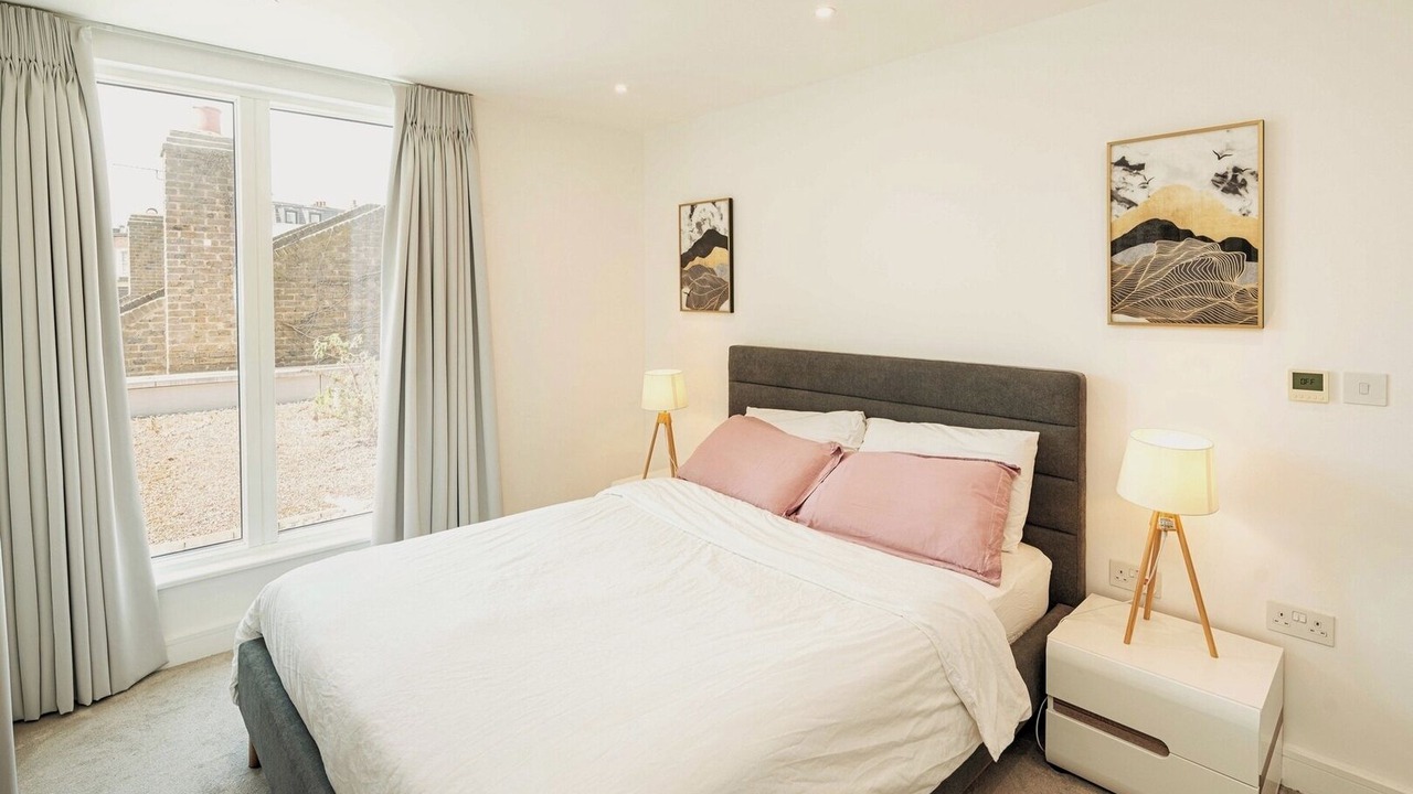 Photo of Bedroom in Addison