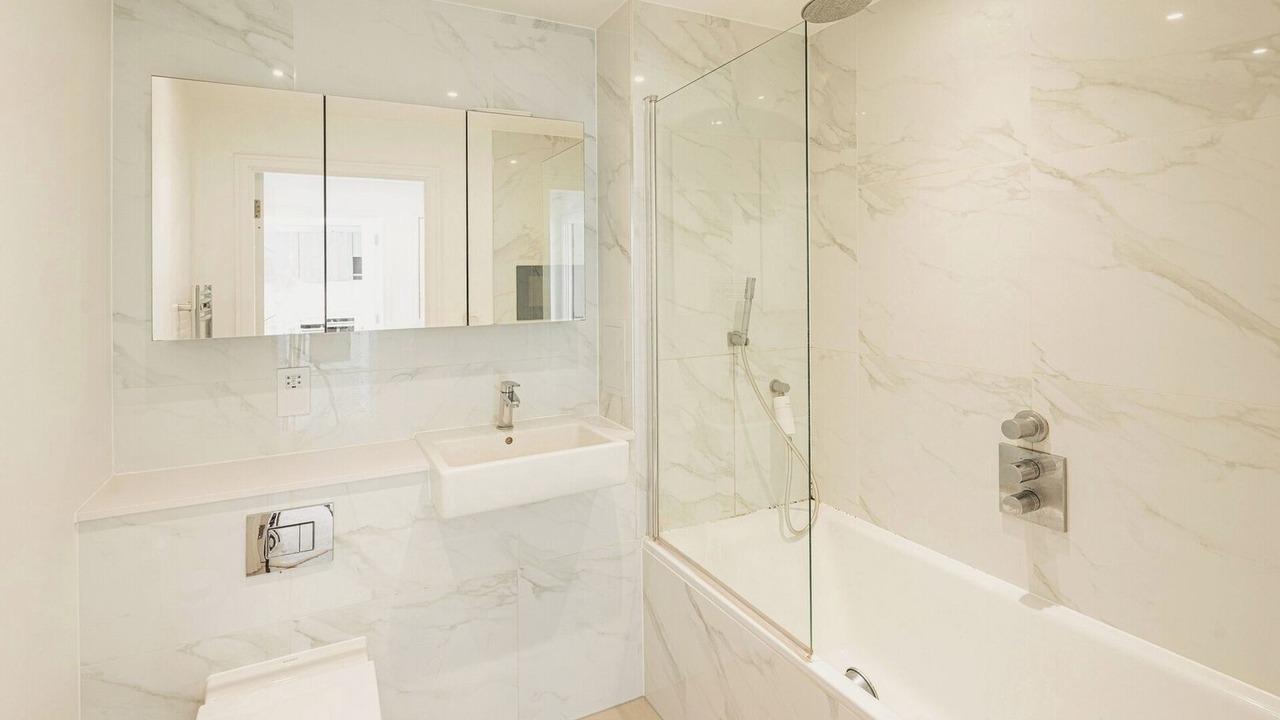 Photo of Bathroom in Addison