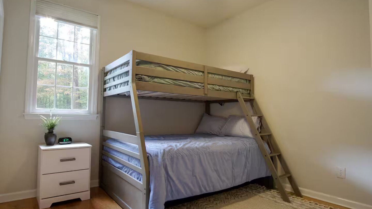 Photo of Bedroom in Raleigh