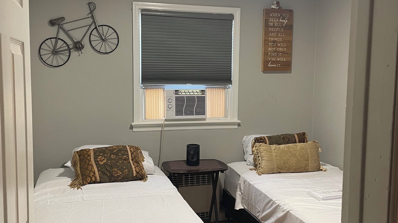 Photo of Bedroom in Hillside