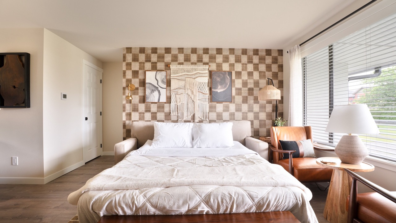 Photo of Bedroom in Enumclaw