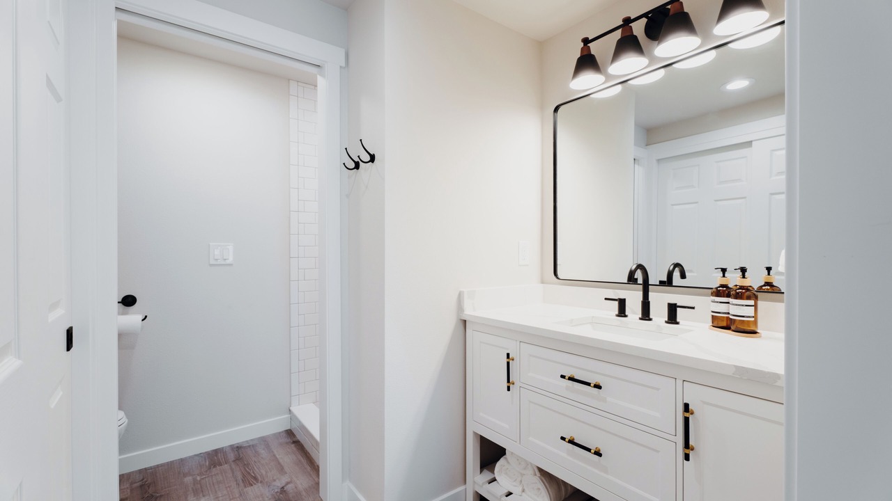 Photo of Bathroom in Enumclaw