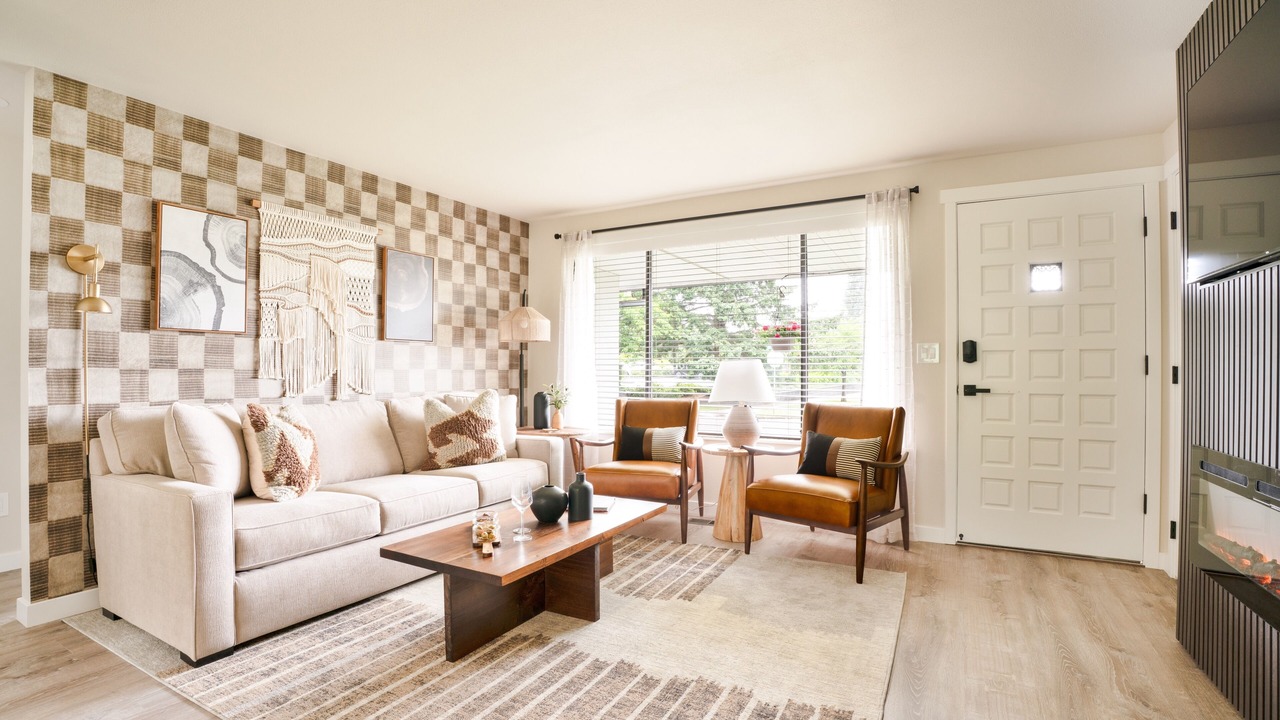 Photo of Livingroom in Enumclaw