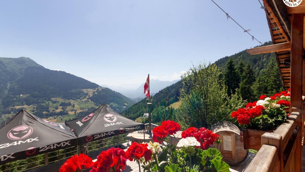 Photo of Outdoor in Queige