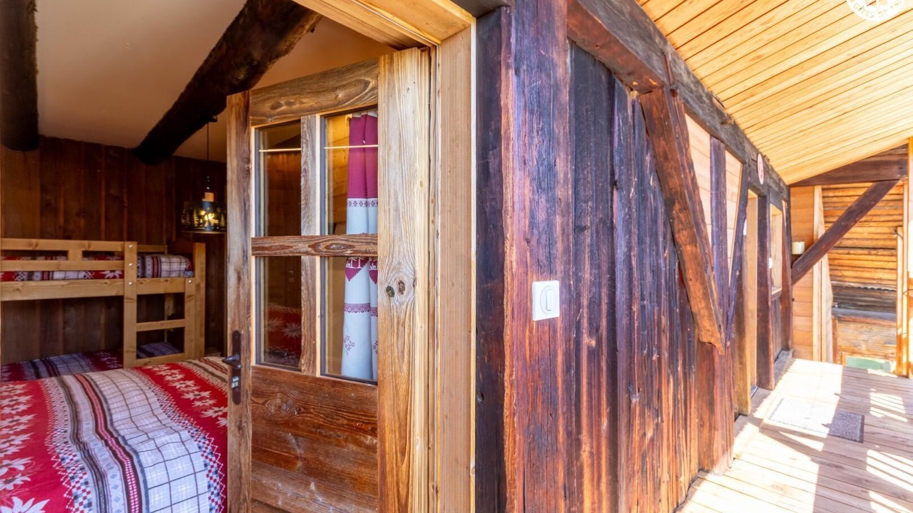 Photo of Bedroom in Queige