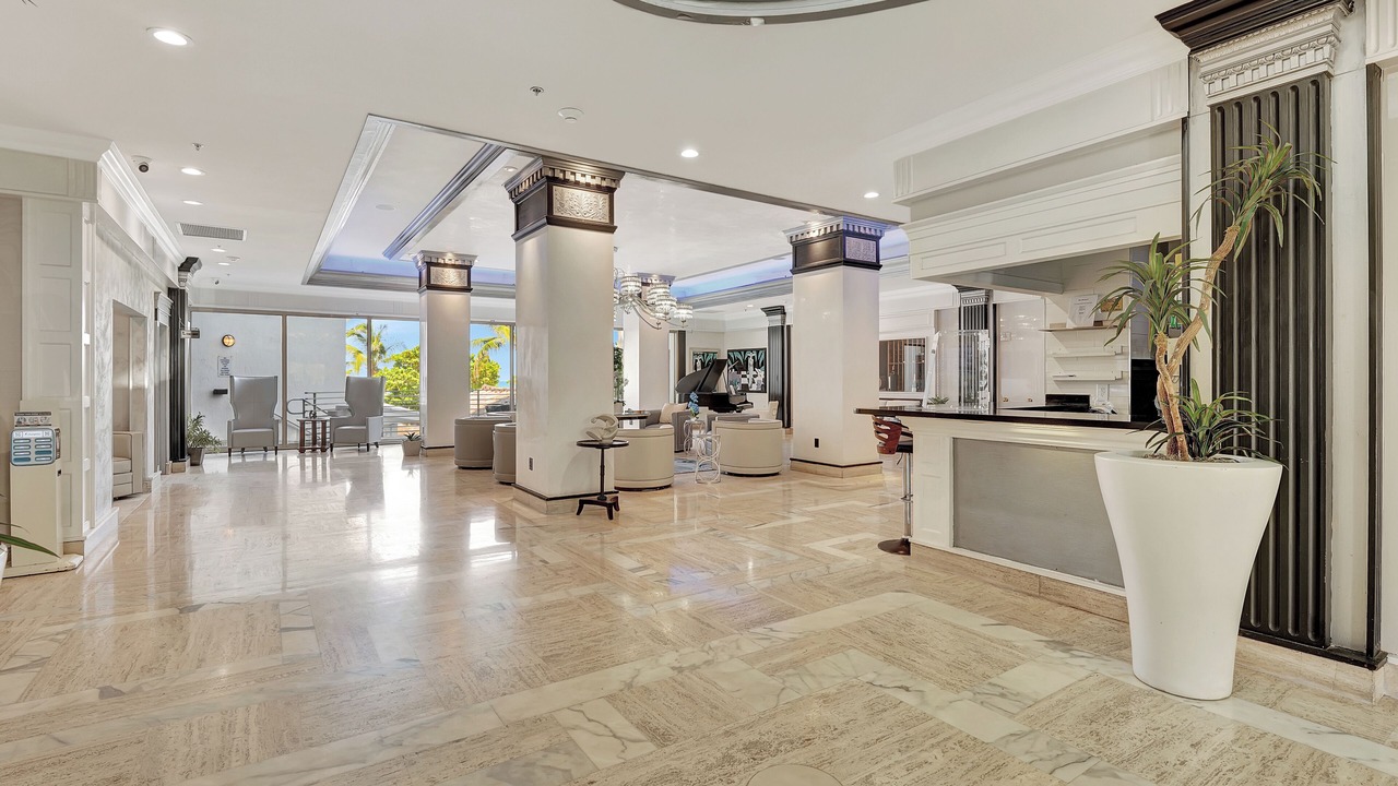 Photo of Others in Galt Mile