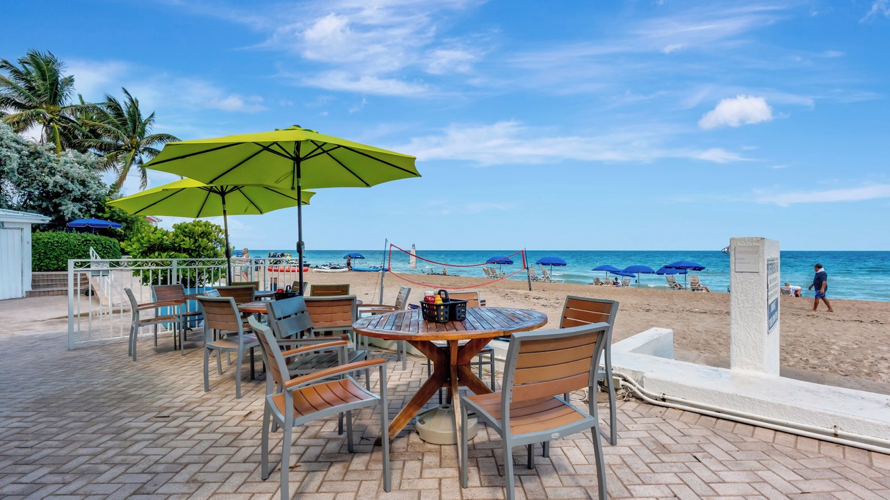 Photo of Others in Galt Mile