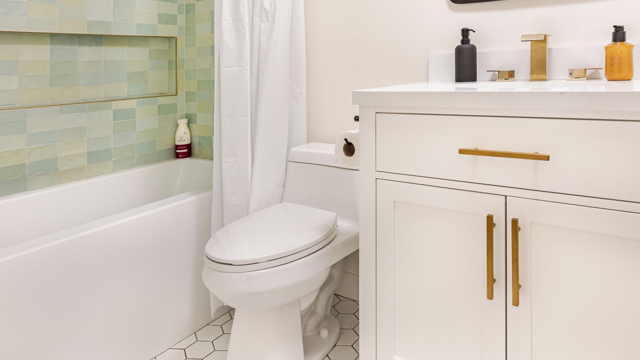 Photo of Bathroom in Inglewood