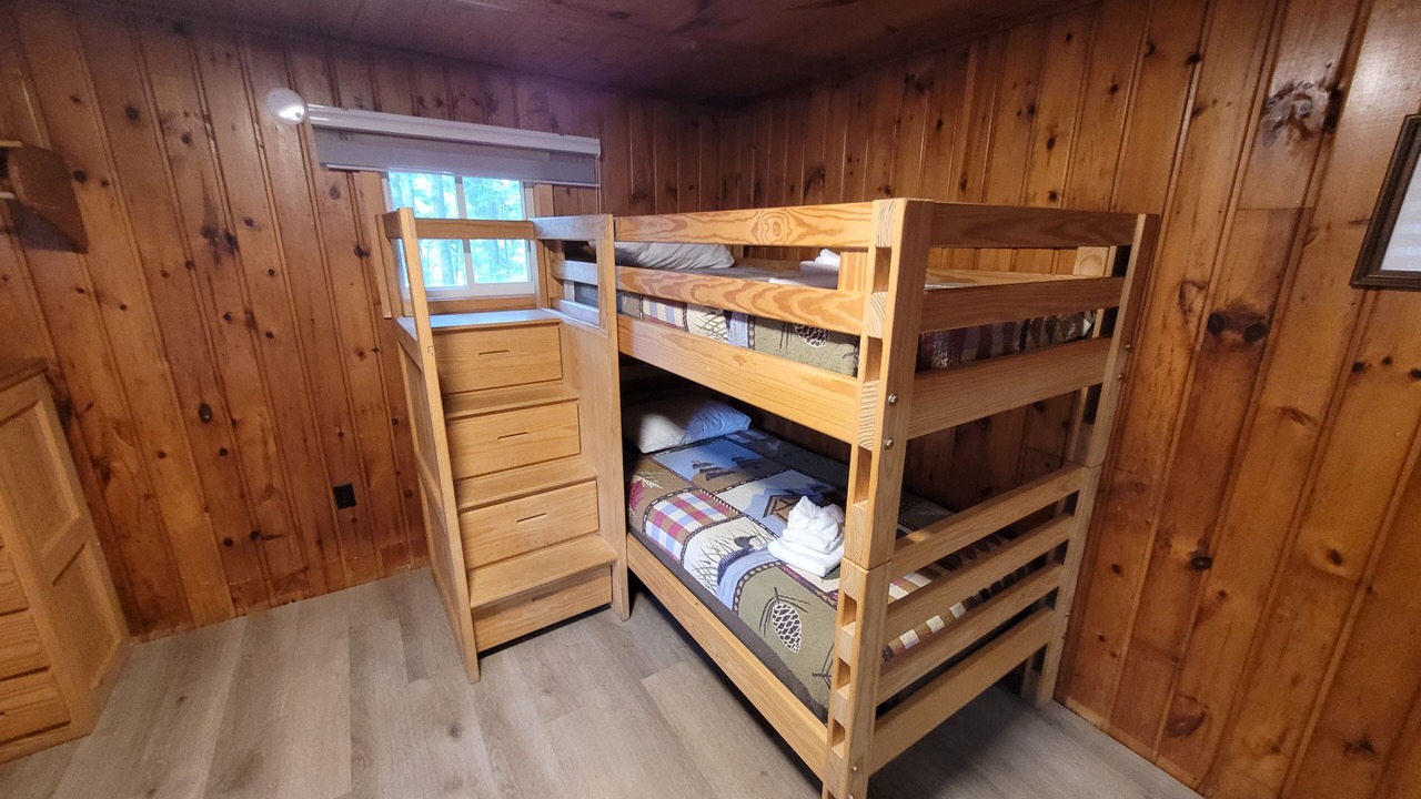 Photo of Bedroom in Petawawa
