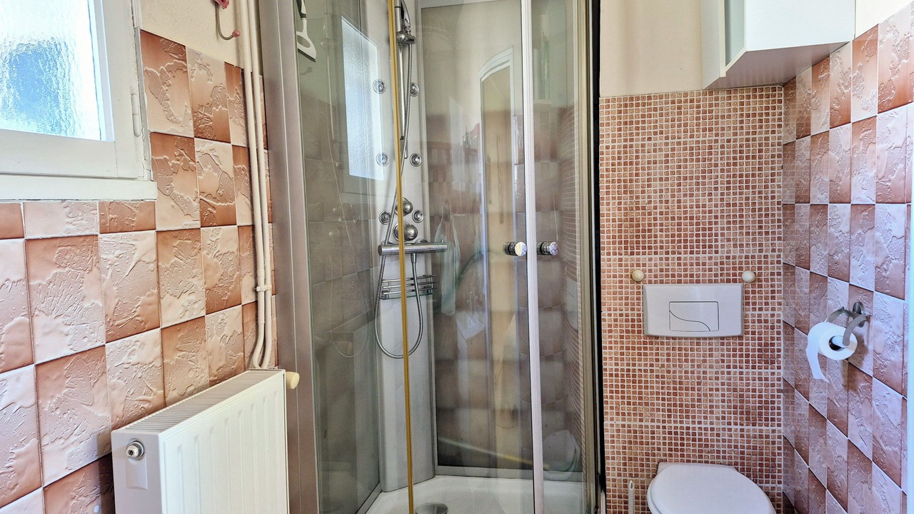 Photo of Bathroom in Tarascon-sur-Ariege
