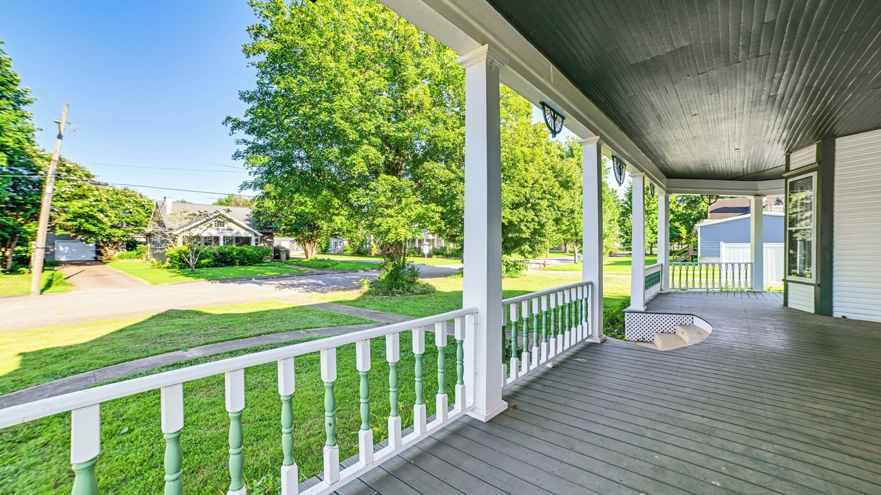 Photo of Outdoor in Waverly