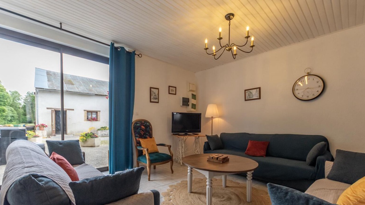 Photo of Livingroom in Vouzy