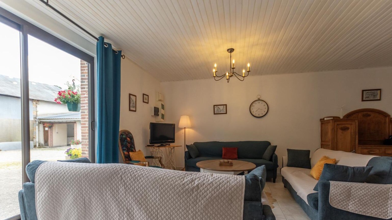 Photo of Livingroom in Vouzy