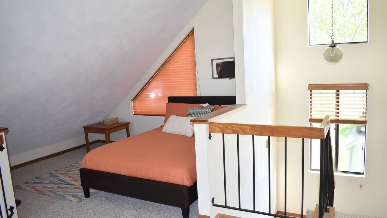 Photo of Bedroom in Champion