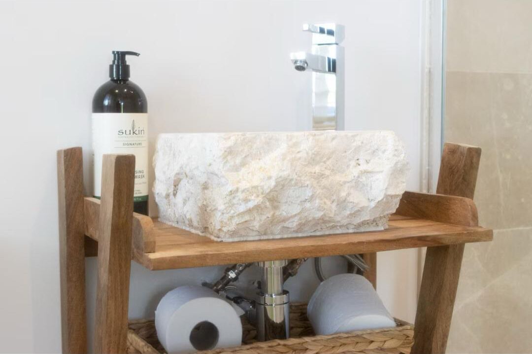 Photo of Others in Kingswood