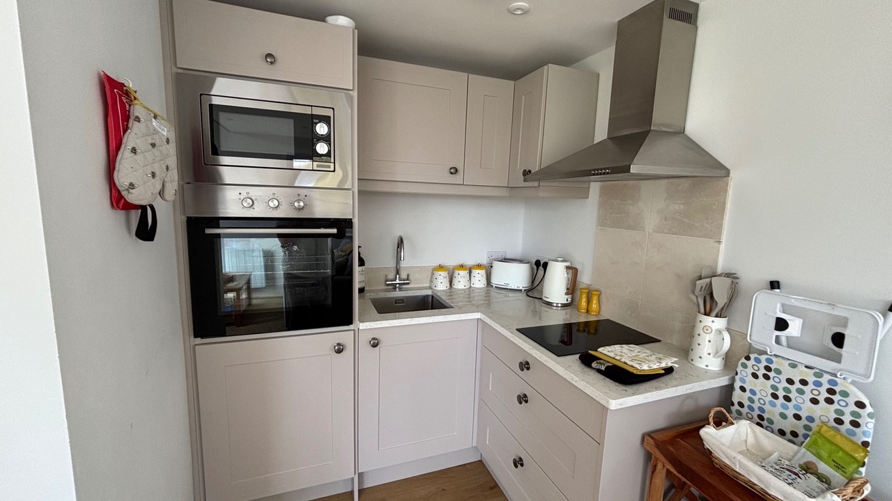 Photo of Others in Kingswood