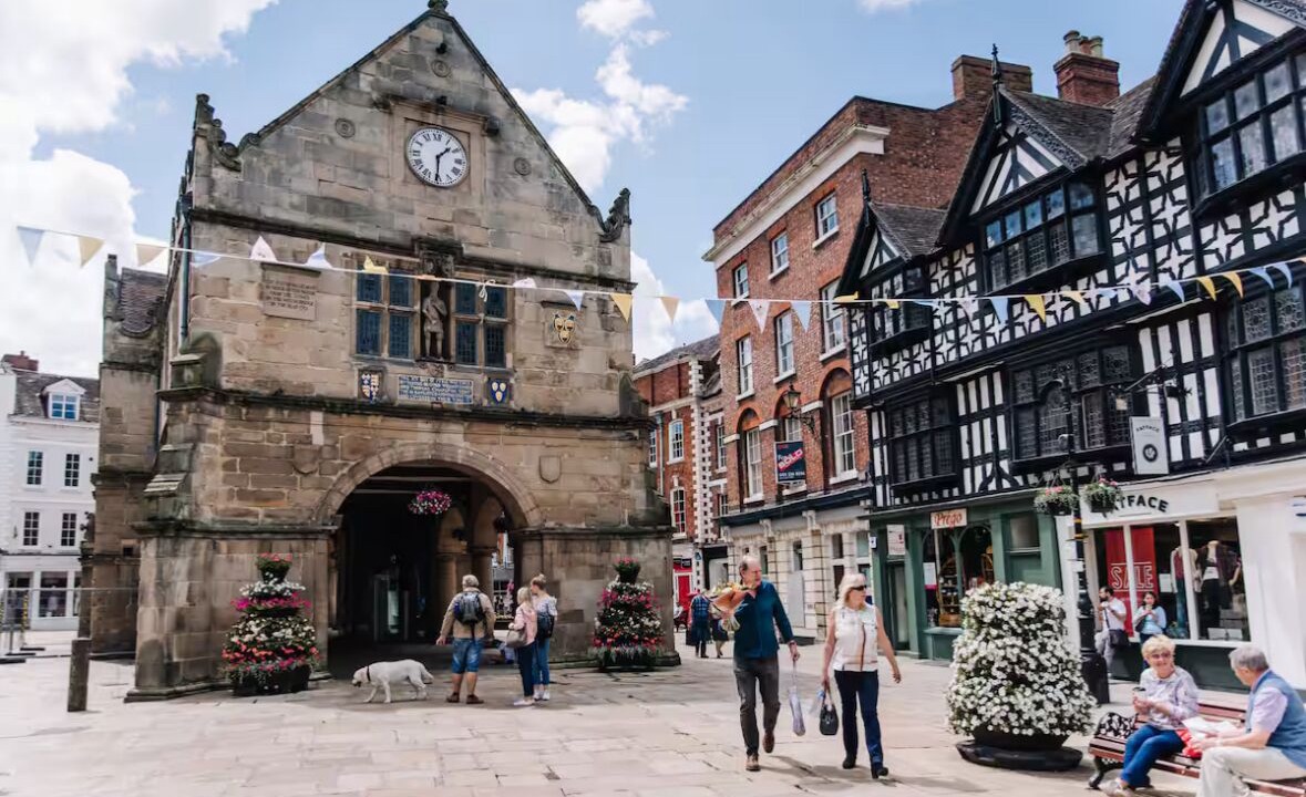 Photo of Others in Kingswood