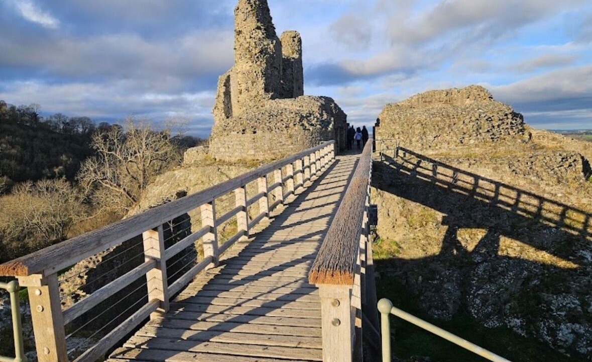 Photo of Others in Kingswood