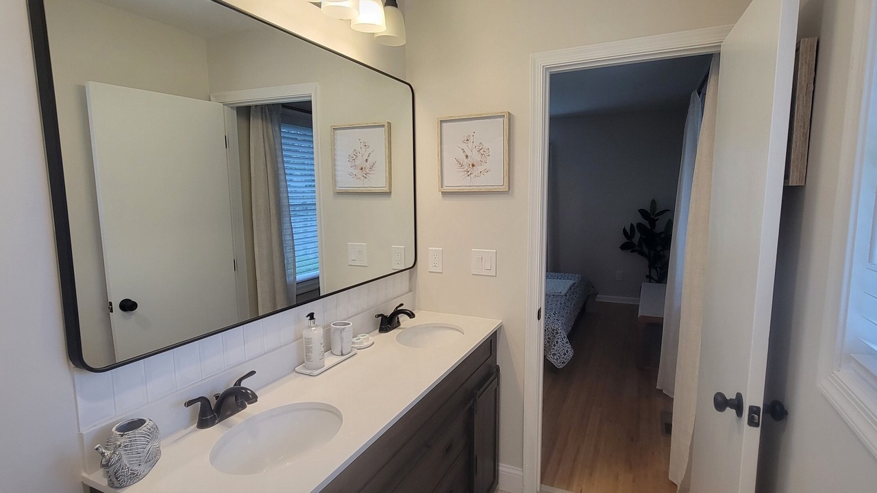 Photo of Bathroom in Milton