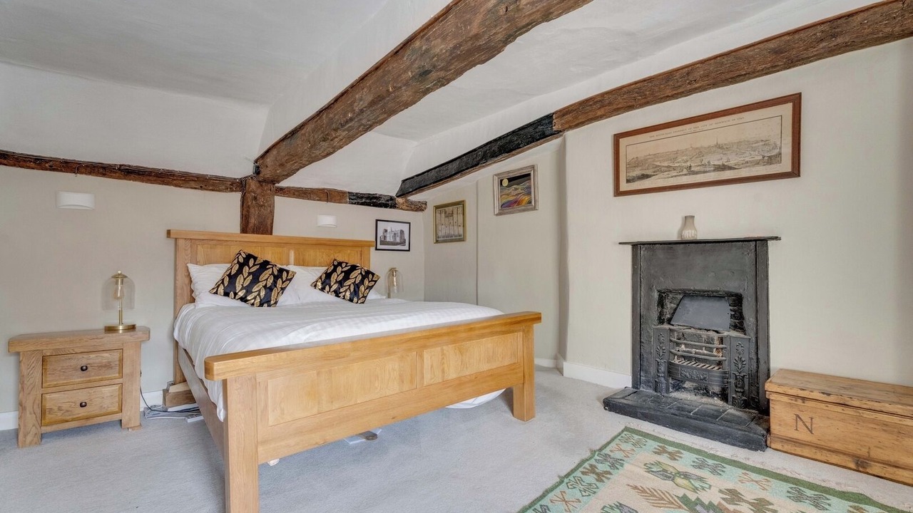 Photo of Bedroom in Clare