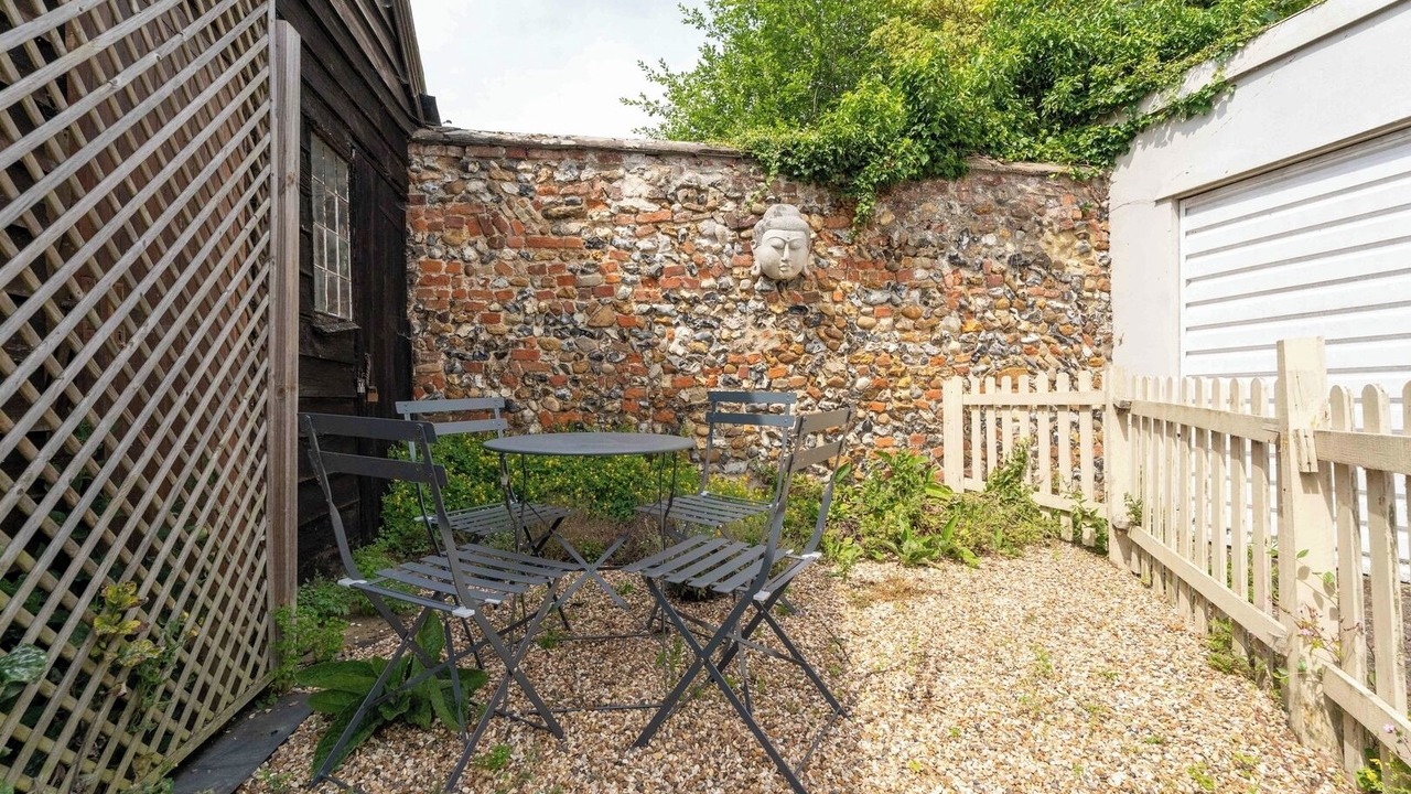 Photo of Outdoor in Clare