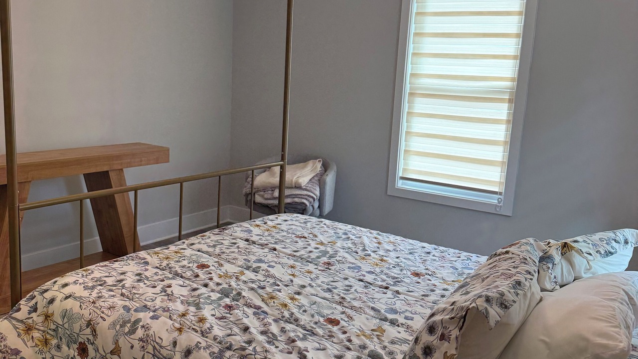 Photo of Bedroom in Colonial Beach