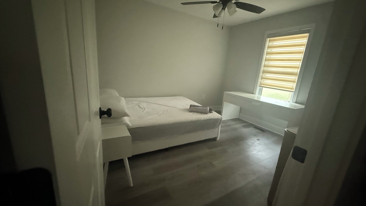 Photo of Bedroom in Colonial Beach
