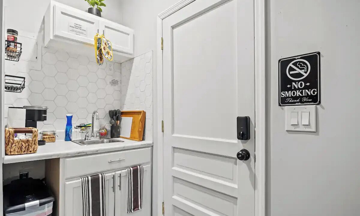 Photo of Kitchen in Doctors Inlet