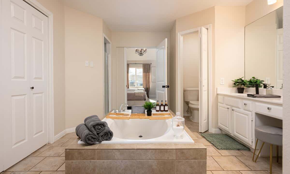 Photo of Bathroom in Atascocita