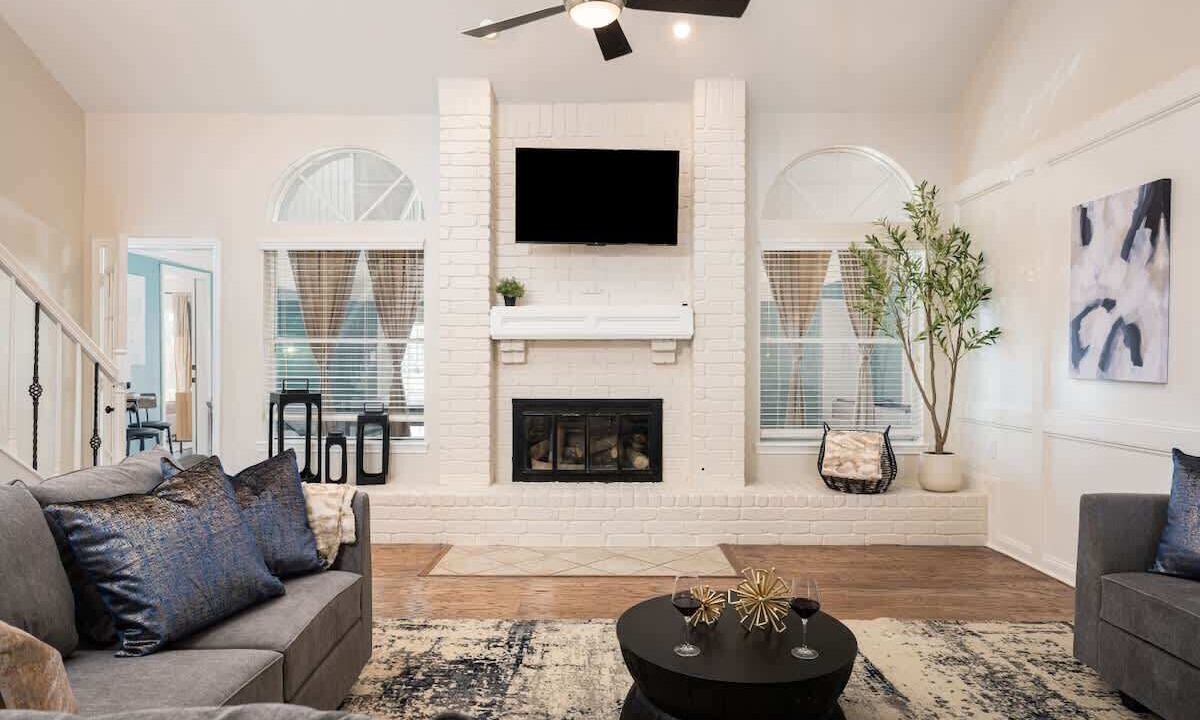 Photo of Livingroom in Atascocita