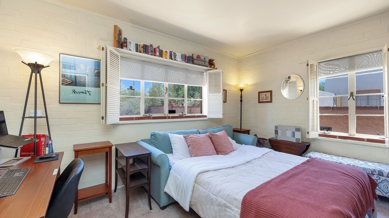 Photo of Bedroom in Sam Hughes