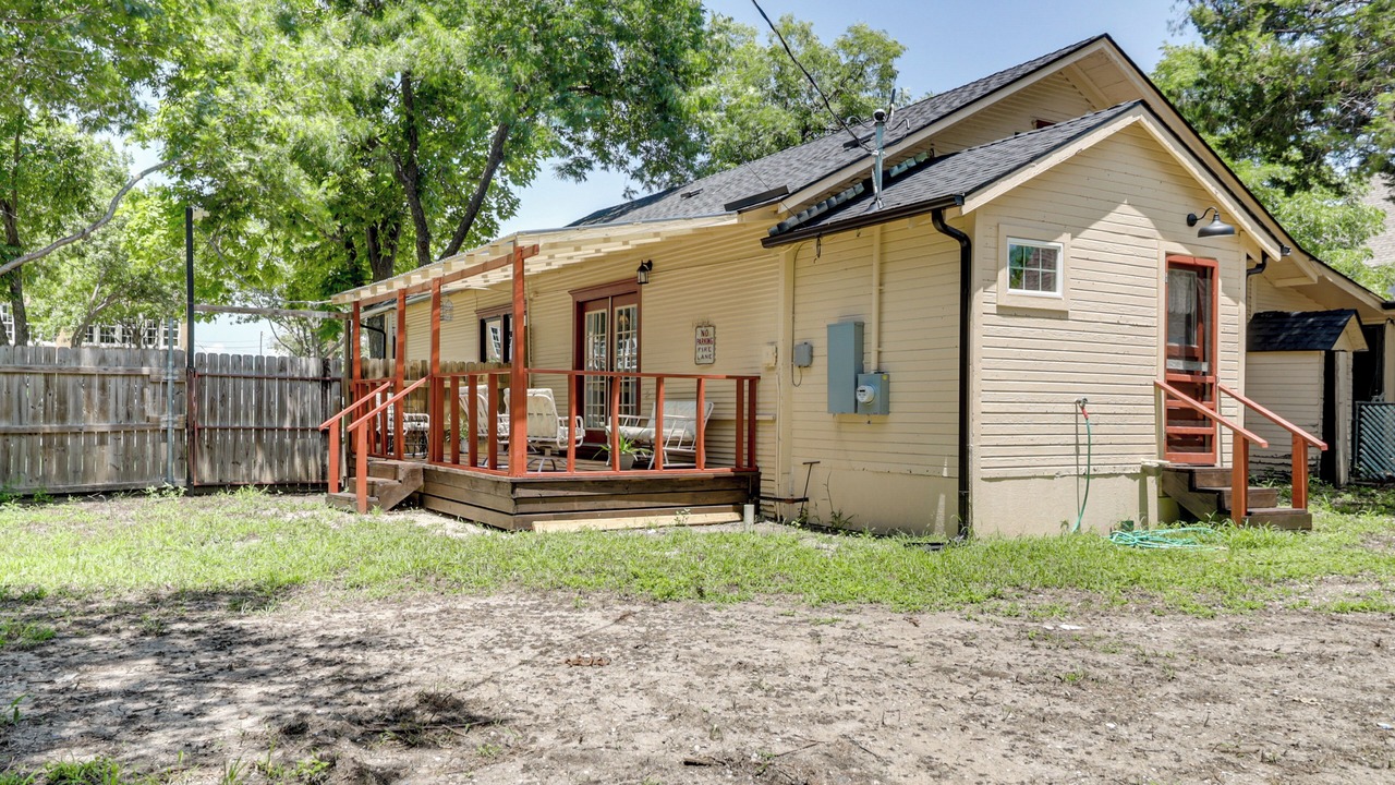 Photo of Others in Waxahachie