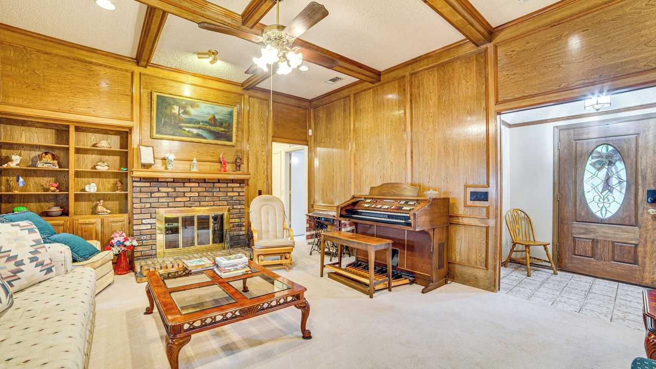 Photo of Livingroom in Allen